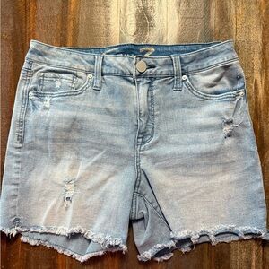 Seven7 Women’s Light Blue Frayed Hem Jean Shorts NWOT